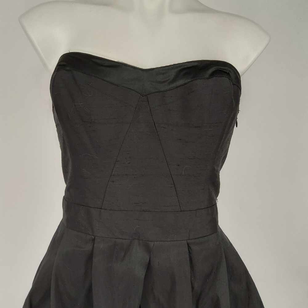 TED BAKER SILK STRAPLESS FIT AND FLARE DRESS SIZE 4 - Picture 2 of 9
